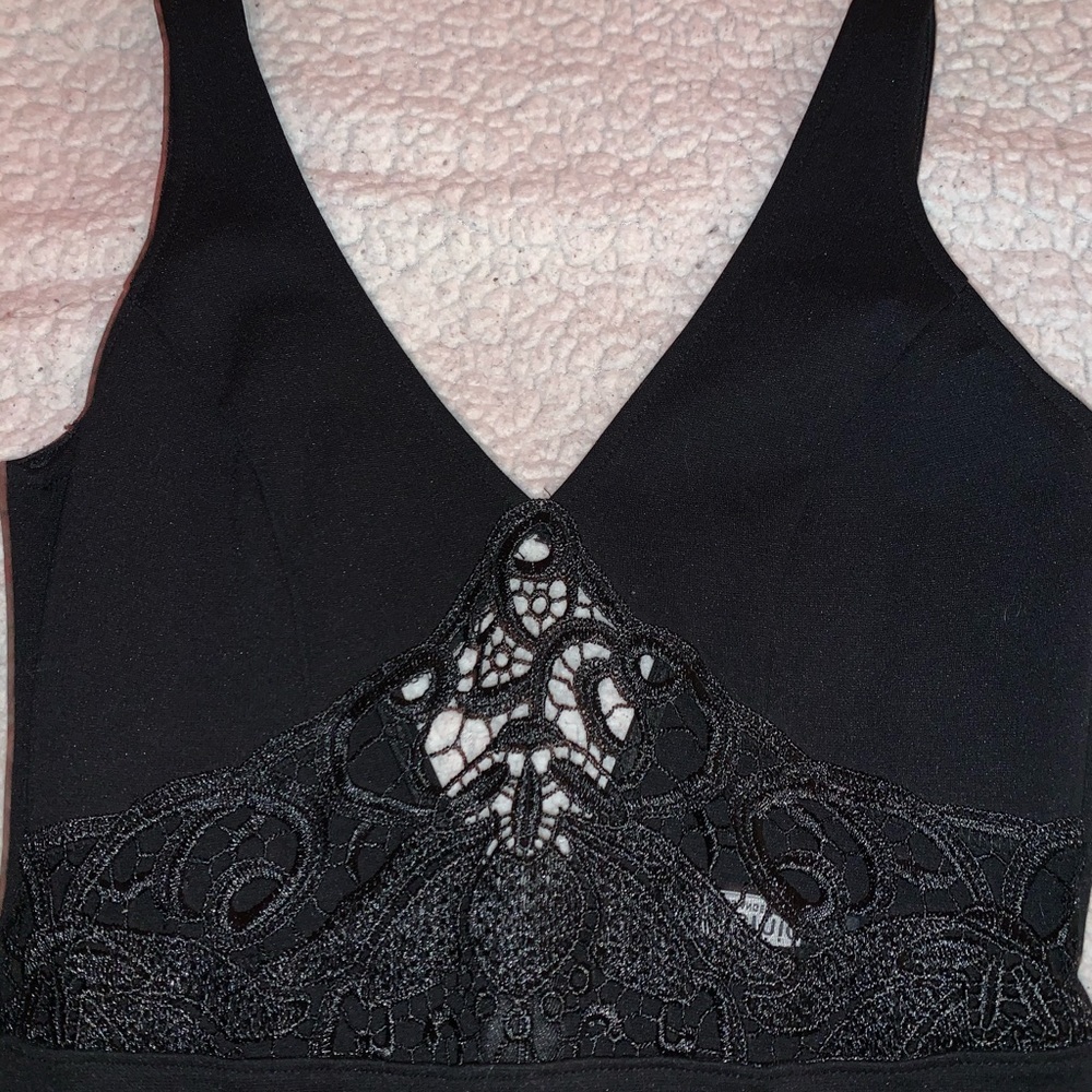 black mini cocktail dress with lace front - Picture 2 of 4